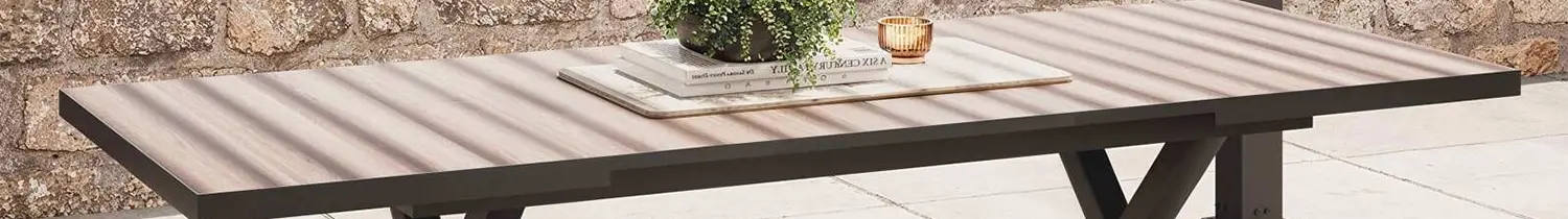 tavolo da giardino rettangolare allungabile in alluminio effetto legno